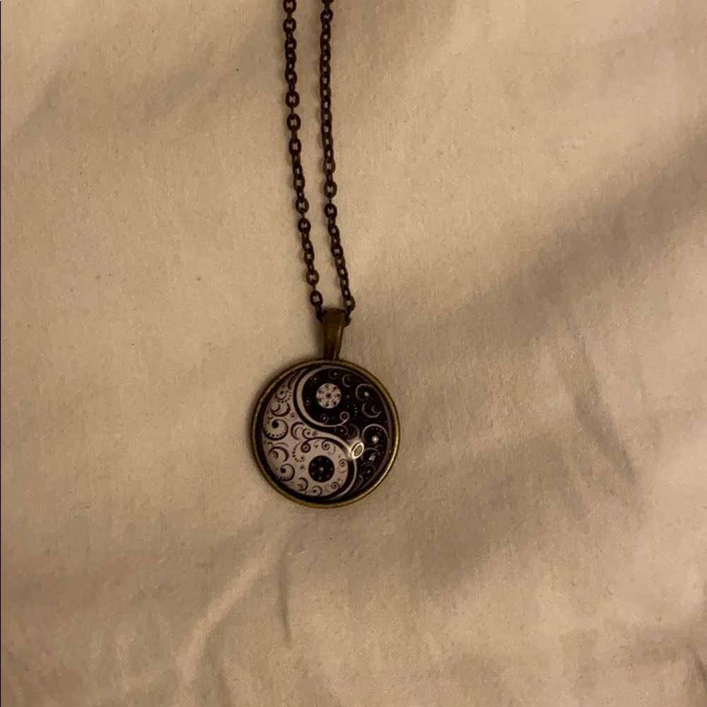 🔥 5 for $25! Yin and yang necklace